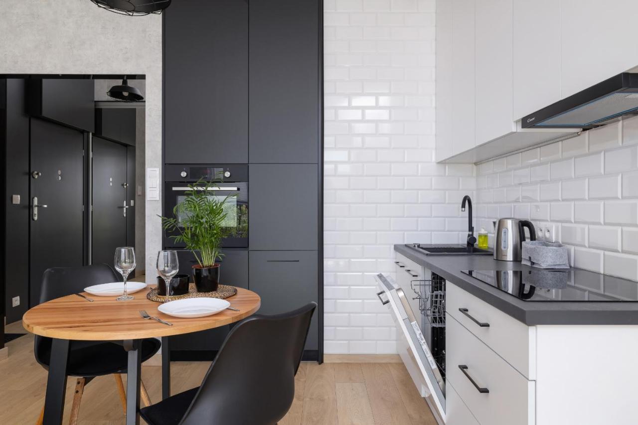 Krakow Studio With Parking & Terrace Near Zalew Bagry By Renters Prestige Exterior photo