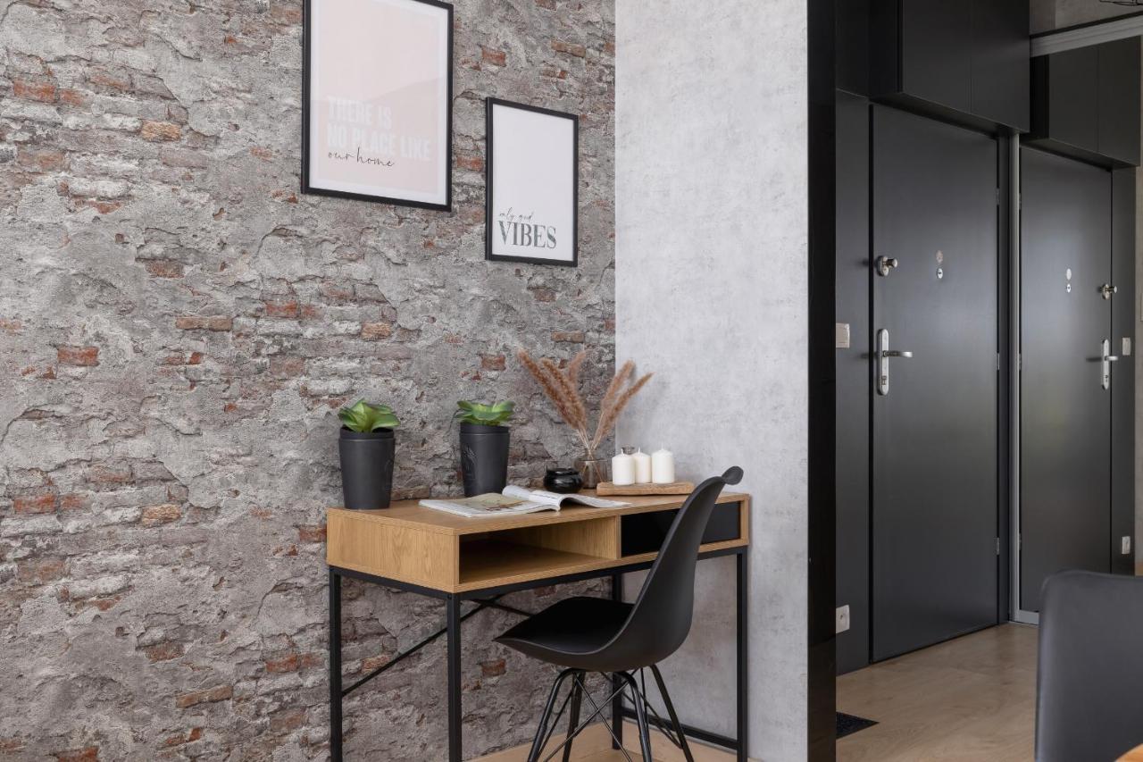 Krakow Studio With Parking & Terrace Near Zalew Bagry By Renters Prestige Exterior photo